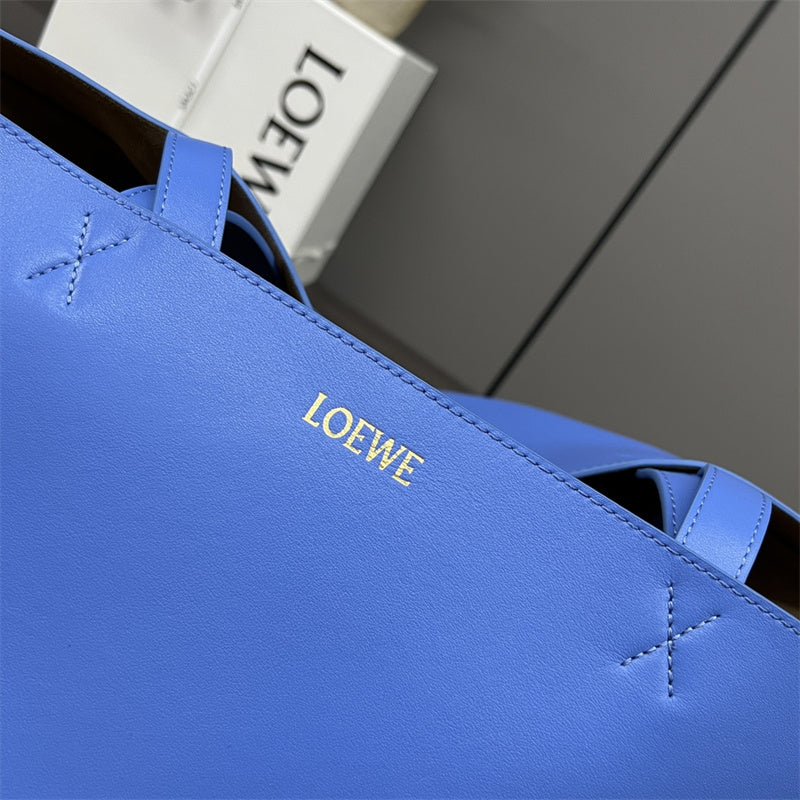 Ziva's Charm handbag – interior view (42cm*18cm*41cm)