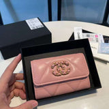 Zivas Charm Chic Craftsmanship Everyday Handbag (Statement-Ready Design) – Close-Up Detail