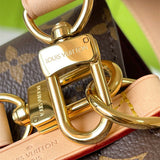  versatile everyday bag styled with outfit