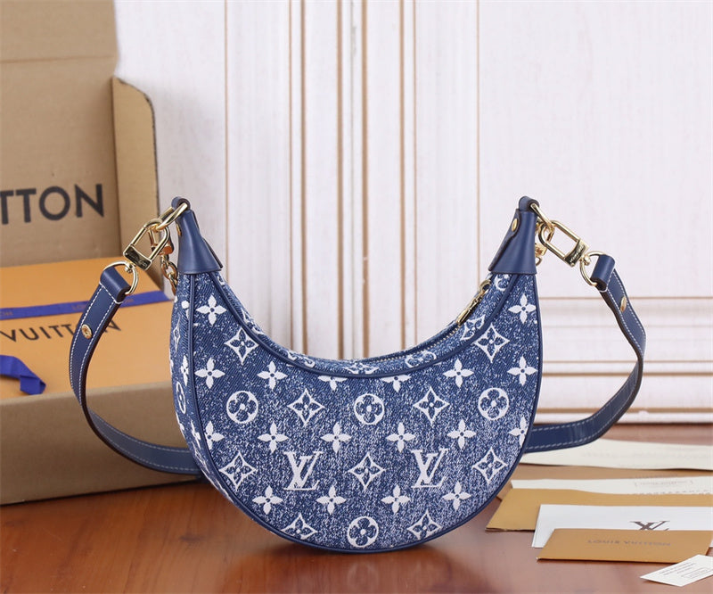  Curated shopper bag carried on shoulder