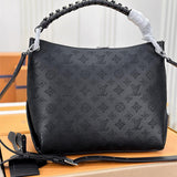  crossbody bag interior and compartment view