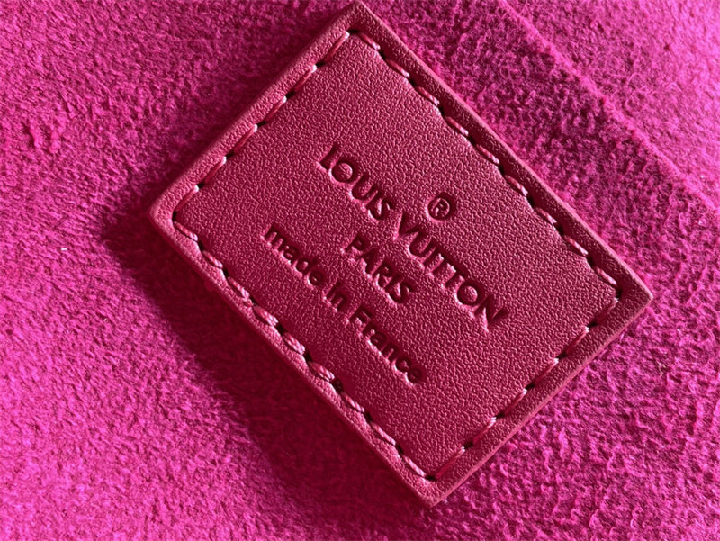  satchel interior and compartment view 15