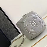  women's handbag, versatile design, view 4