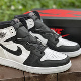 Nike Men's & Women's Iconic Street Trainers — Style 263