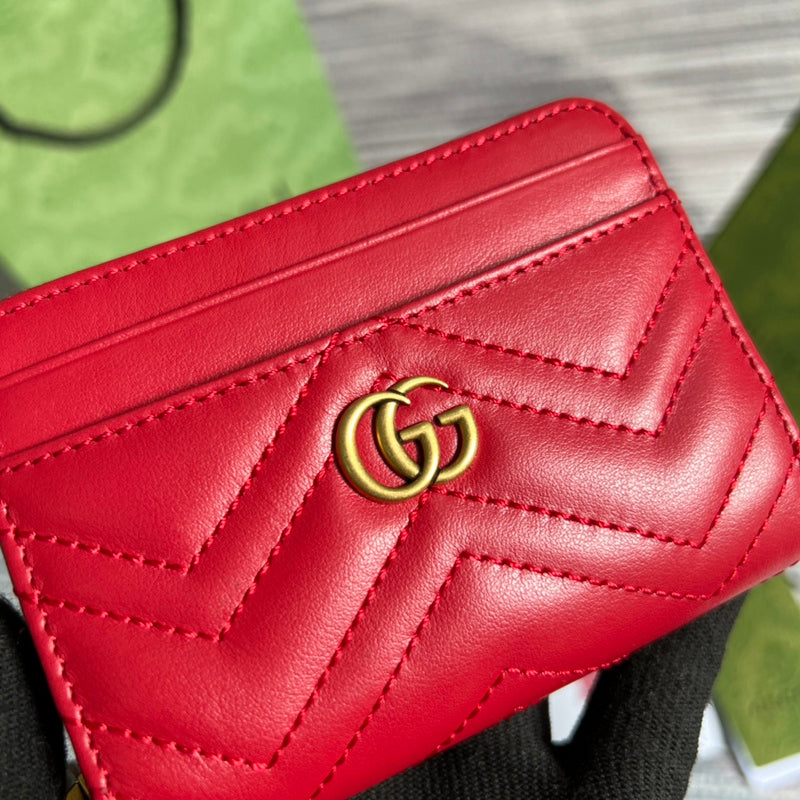 Close-up detail of refined premium women's handbag – women's luxury accessory