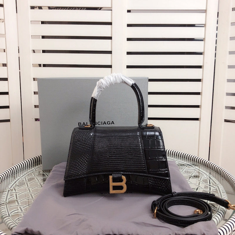 Close-up detail of modern sleek women's handbag – women's premium purse