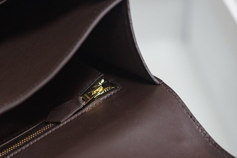 Effortless bag shown from front angle