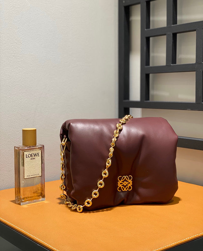 Ziva's Charm handbag – interior view (23cm*6cm*13cm)