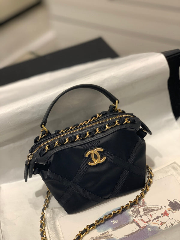  versatile purse view 3