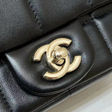  compact purse view 10