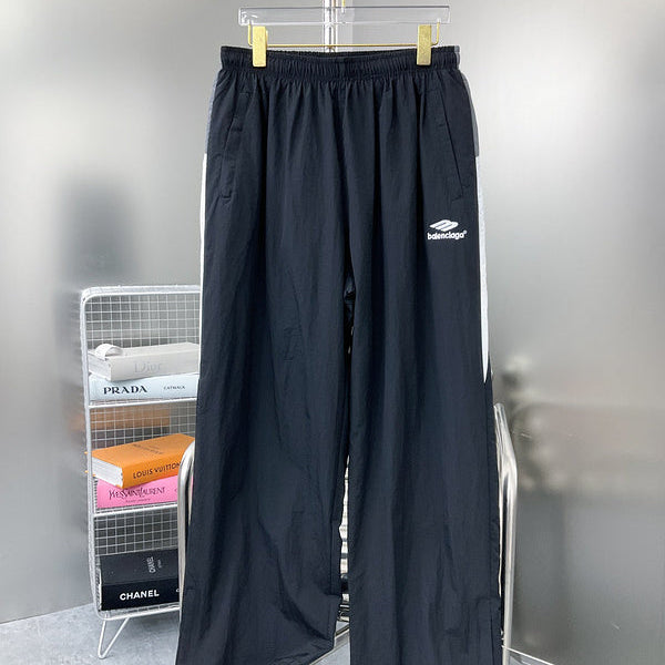 Front view of Balenciaga luxury piece style No.154