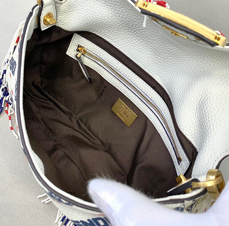 Ziva's Charm handbag – product shot (26cm*5cm*14cm)