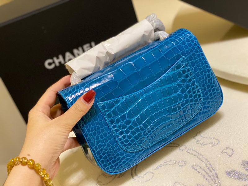  mid purse view 2