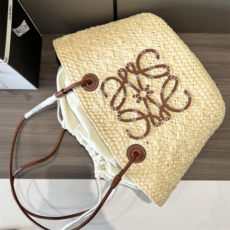 Ziva's Charm handbag – carry view (34cm*13cm*16cm)