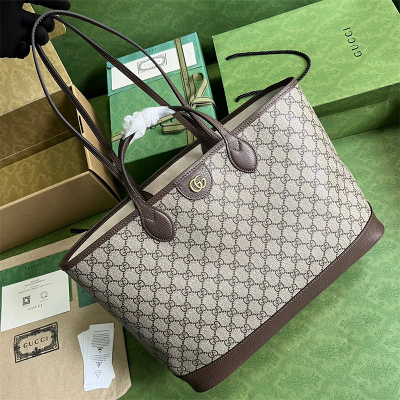 Front view of everyday-luxe sleek women's handbag – women's luxury accessory