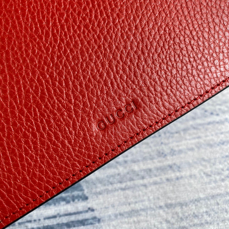 Interior view of statement elevated women's handbag – women's designer-style accessory