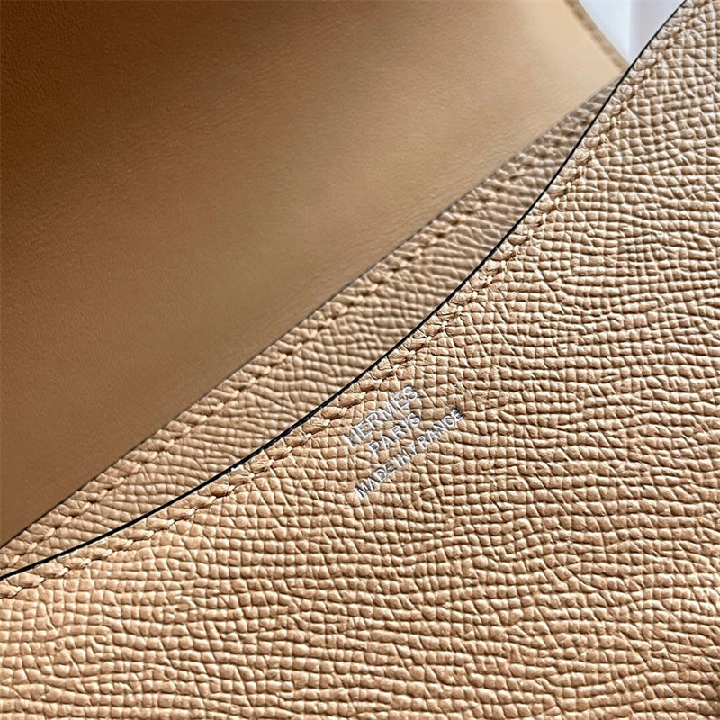 Close-up detail of versatile bag design