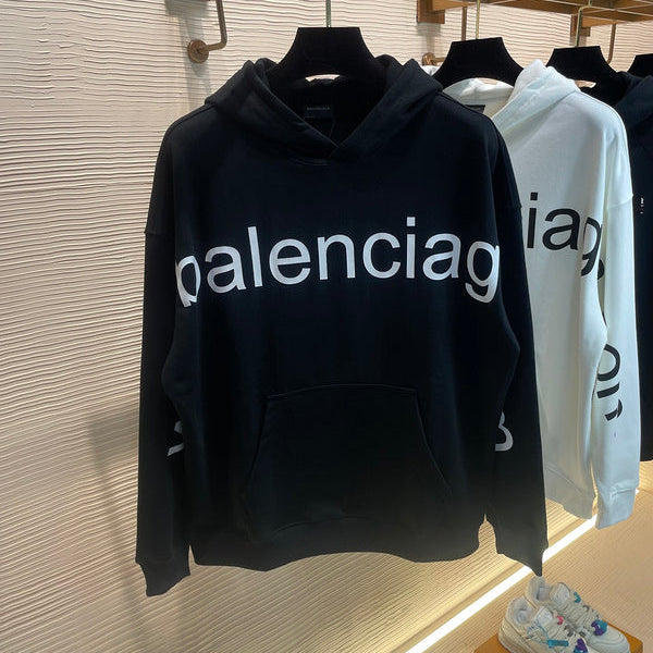 Side profile view of Balenciaga luxury piece style No.192