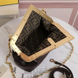 Ziva's Charm handbag – detail view (Standard Size)