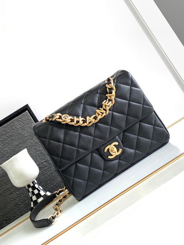  women's handbag, mid design, view 5