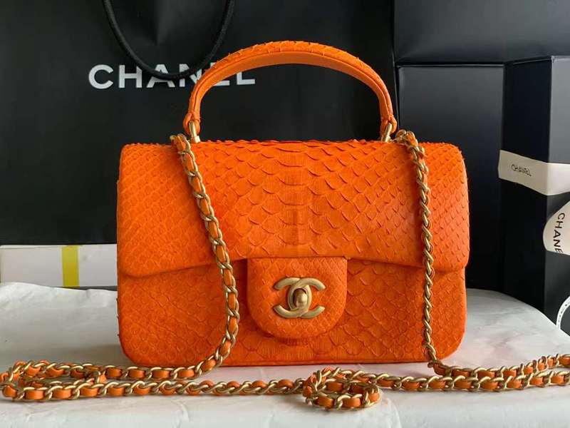 Zivas Charm Polished Finish Luxury Handbag (Statement-Ready Design) – Side Profile