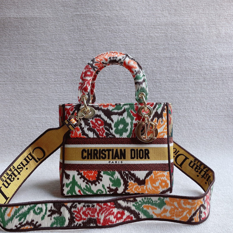 Close-up detail of polished classic women's handbag – women's luxury accessory