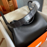 Interior view of effortless premium bag