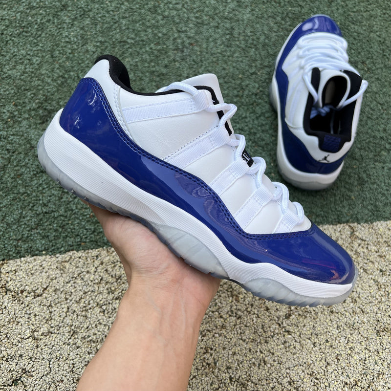 Nike Men's & Women's Signature Luxury Sneakers — Style 252 interior view
