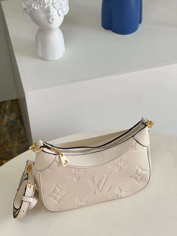 Close-up detail of statement everyday-luxe women's handbag – women's everyday handbag