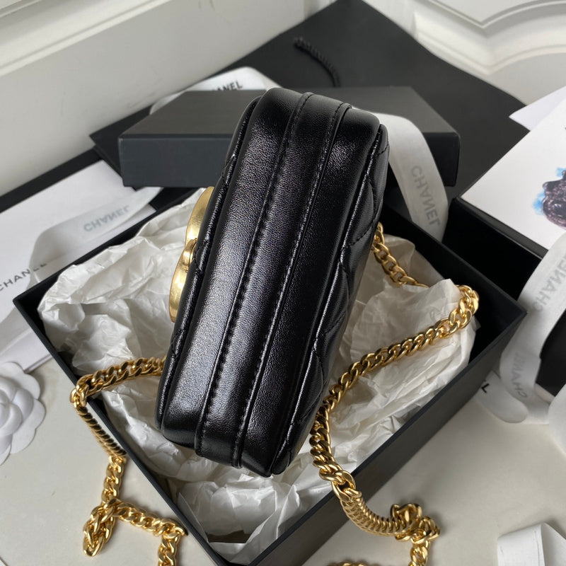  handbag, compact everyday style, image 2