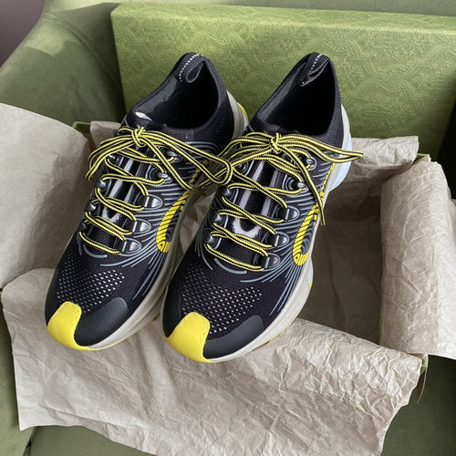 Gucci classic monochrome luxury sneakers view 11 everyday casual design