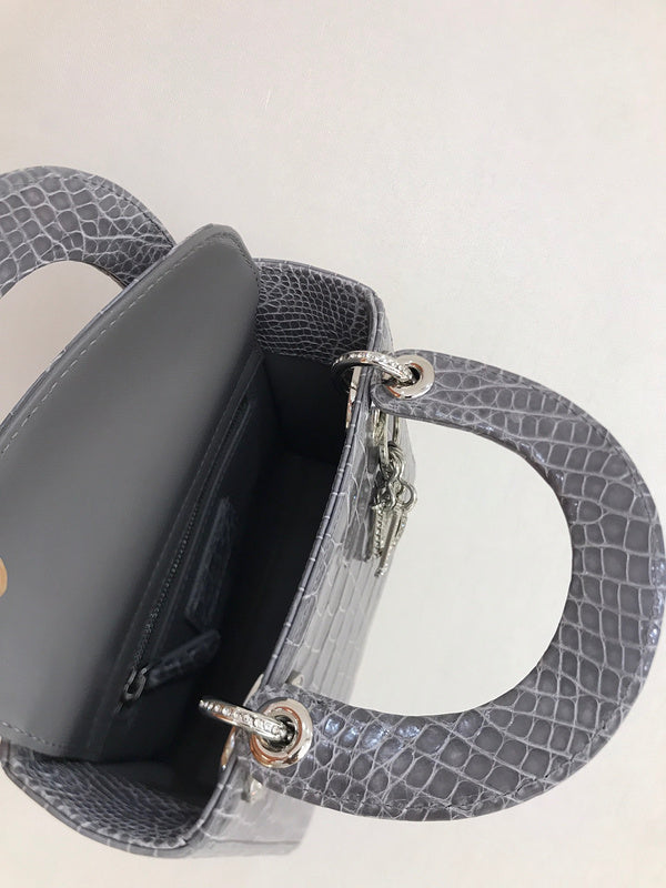 Handle and strap detail of signature sleek women's handbag – women's designer-style accessory