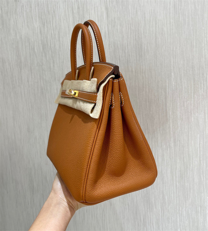  Tailored structured bag front view 7