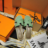 Hermes sandals Style 090 - sole and craftsmanship detail