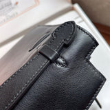  essential shoulder bag detail view showing craftsmanship 38