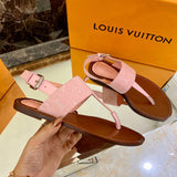 Full silhouette view of Louis Vuitton luxury piece style No.103