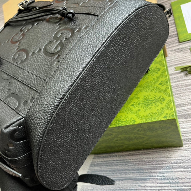 Handle and strap detail of structured sleek women's handbag – women's statement bag