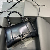 Zivas Charm Signature Style Premium Handbag (Premium Everyday Carry) – Angled View