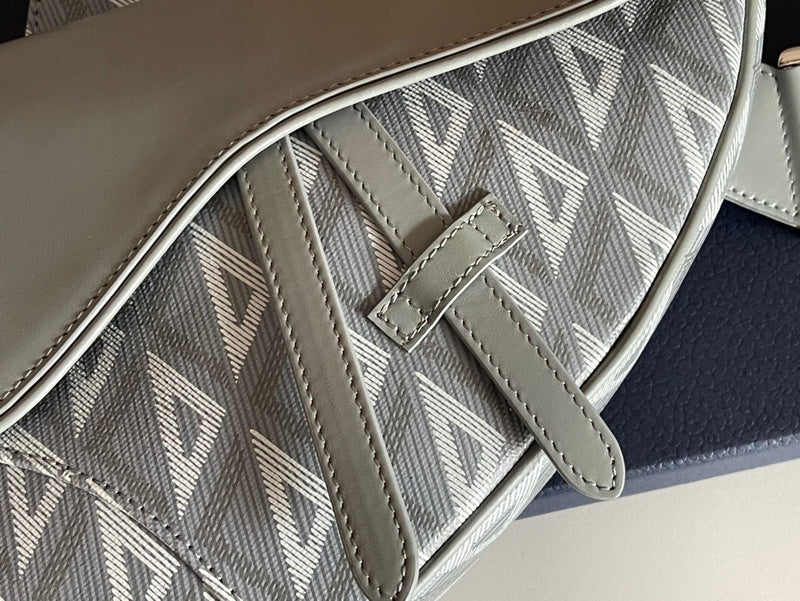 Handle and strap detail of sleek polished women's handbag – women's luxury accessory