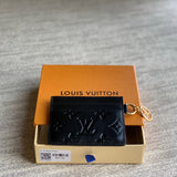  everyday bag interior and compartment view 9