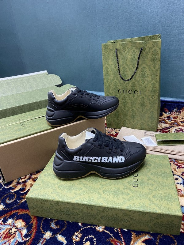 Gucci two-tone luxury sneakers view 8 breathable knit upper