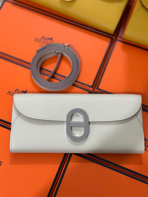 Effortless bag shown from front angle