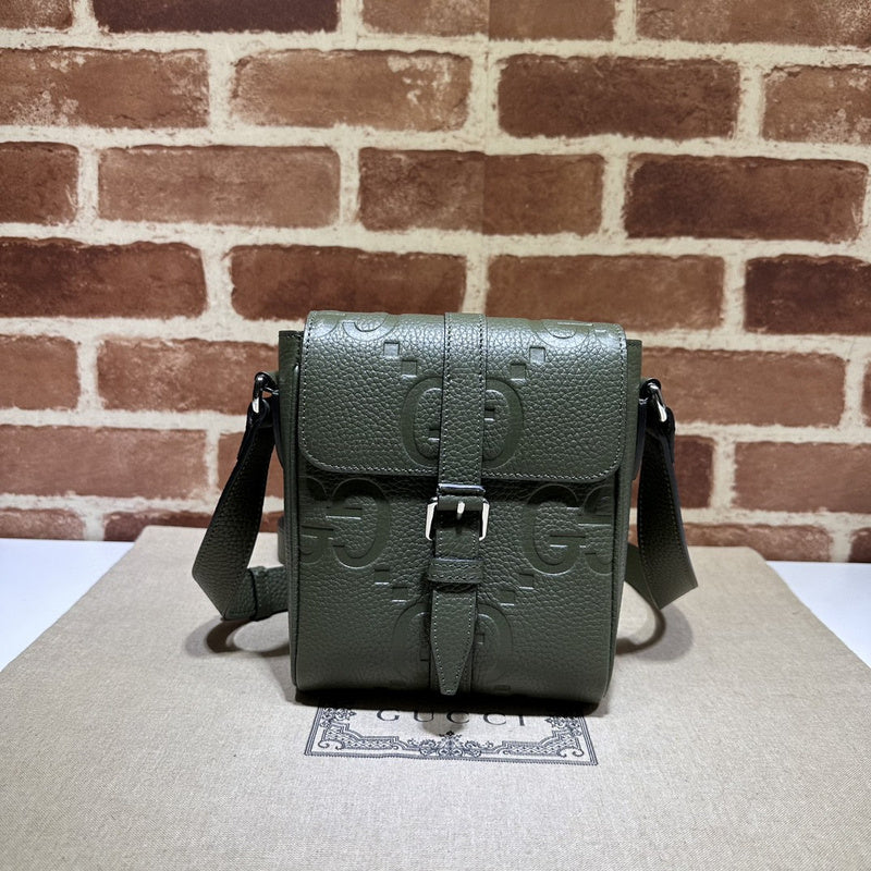 Handle and strap detail of statement polished women's handbag – women's luxury accessory