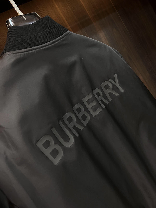 Texture and finish detail of Burberry luxury piece style No.382