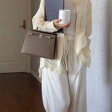  modern everyday bag detail view showing craftsmanship 8