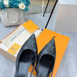 Louis Vuitton Camel Bow-Detail Flats - Sole Detail View