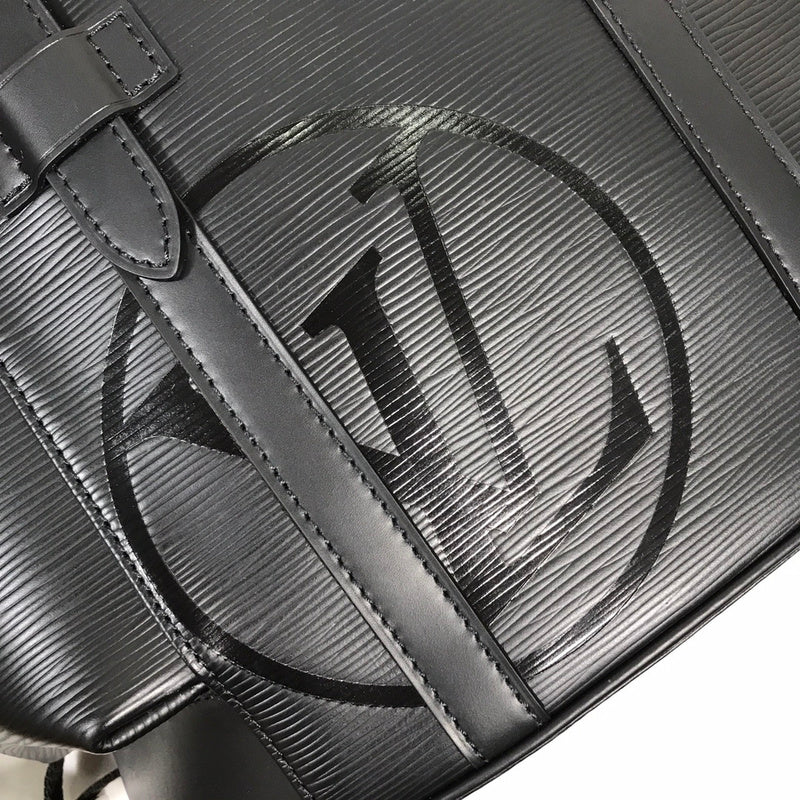 Back view of structured chic women's handbag – women's luxury accessory