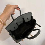  shopper bag interior and compartment view 9