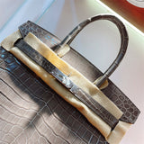  structured bag close-up of hardware and finish