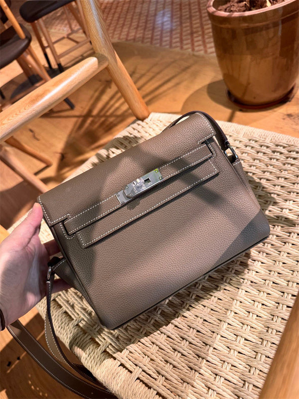 Polished bag women's premium everyday handbag